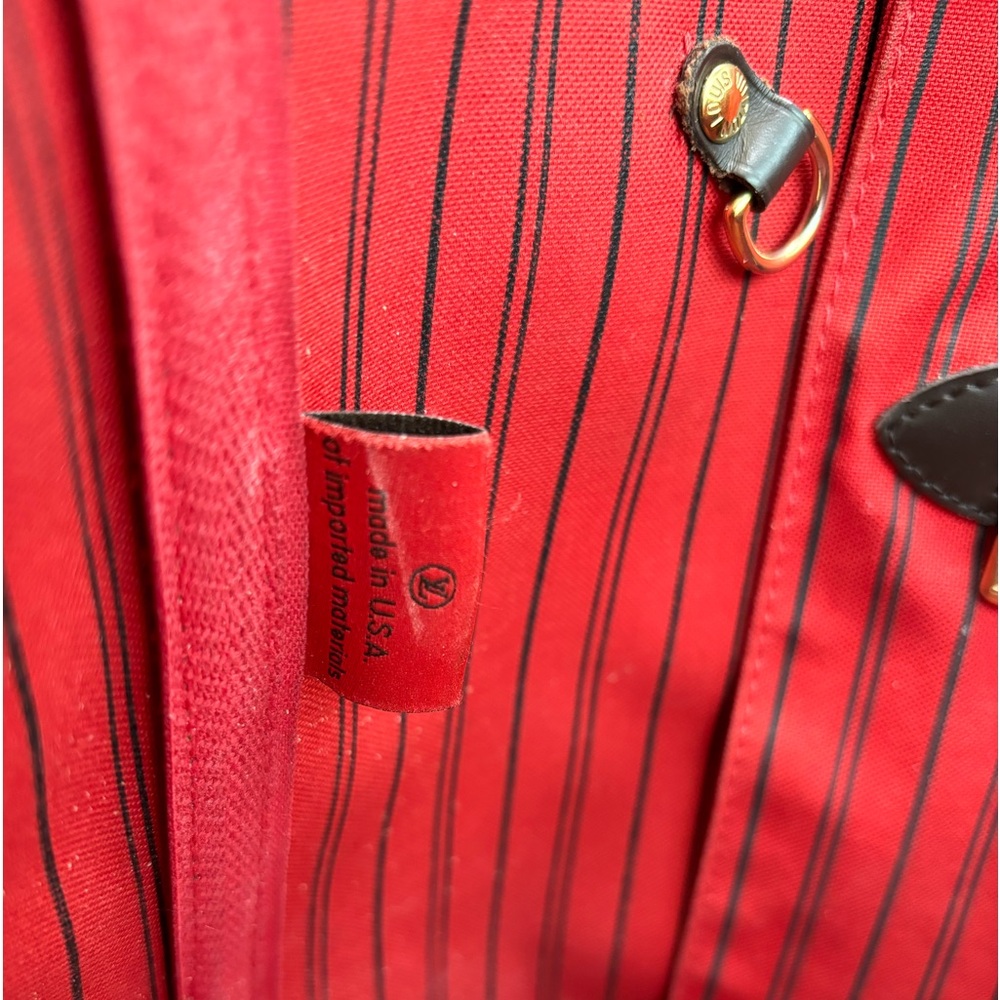 Authentic Louis Vuitton - Picture 3 of 14